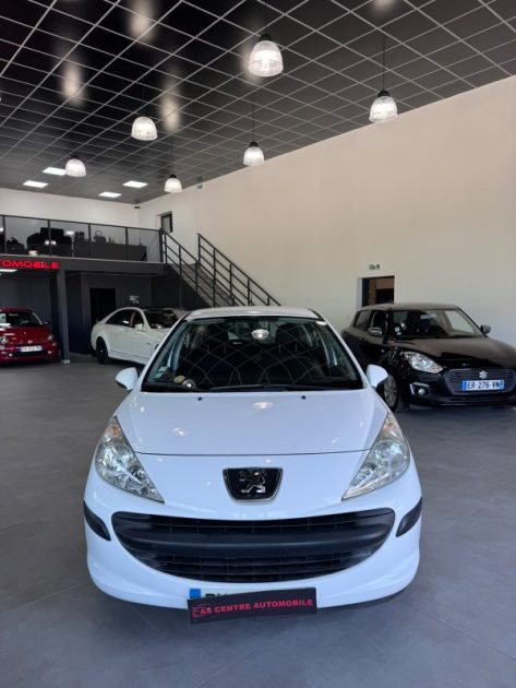 PEUGEOT 207 1.4 HDI 70cv / 1 ERE MAIN / 124 000km / CLIM 