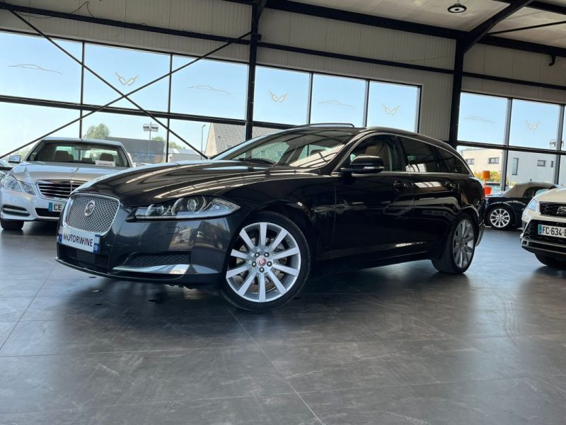 🔹 JAGUAR XF SPORTBRAKE 3.0 V6 241 Ch 🌤️ Toit ouvrant🔙 Caméra de recul⚡ Sièges en cuir