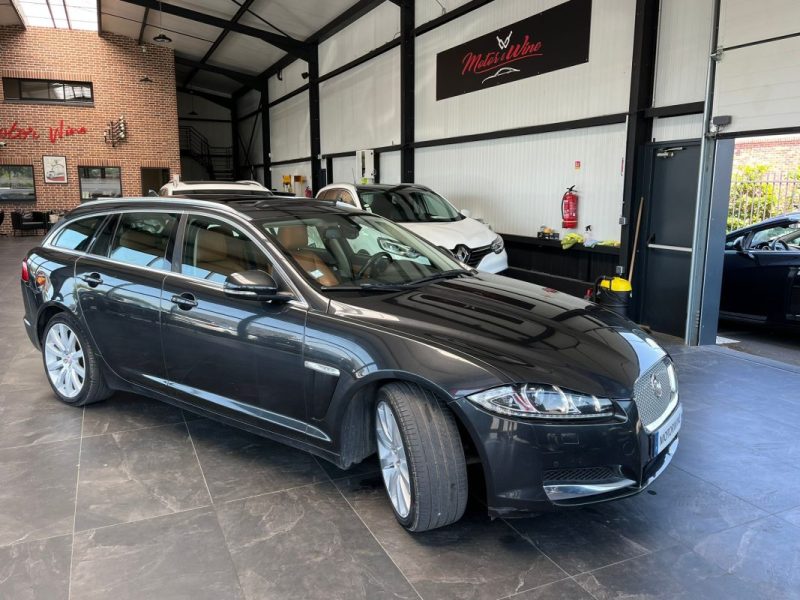 🔹 JAGUAR XF SPORTBRAKE 3.0 V6 241 Ch 🌤️ Toit ouvrant🔙 Caméra de recul⚡ Sièges en cuir