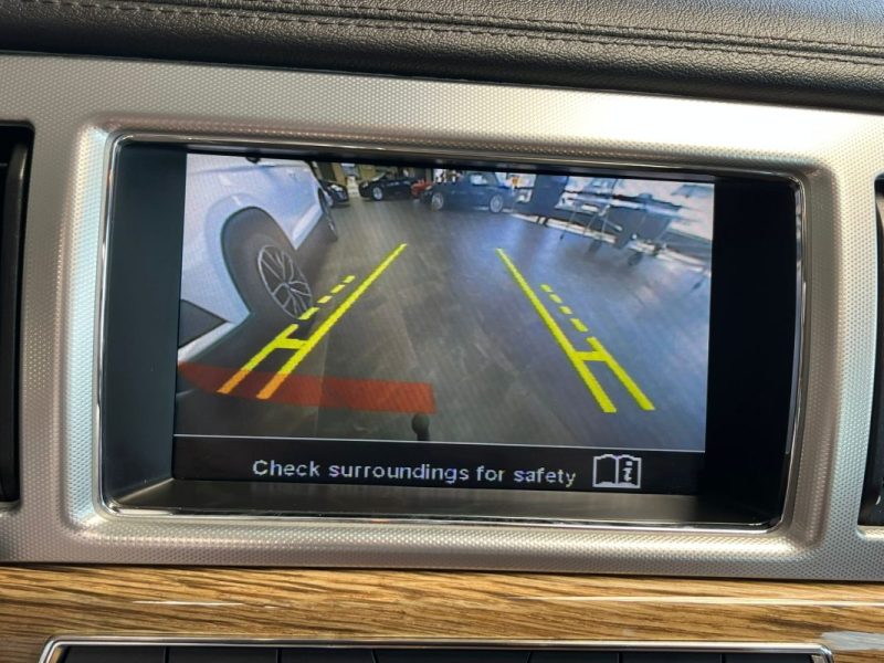 🔹 JAGUAR XF SPORTBRAKE 3.0 V6 241 Ch 🌤️ Toit ouvrant🔙 Caméra de recul⚡ Sièges en cuir