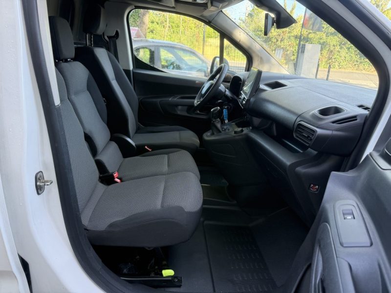 CITROEN BERLINGO III 1.6 BLUEHDI 100 3 PLACES CAMERA CAR PLAY GIRAFON 1000KG  2019 ATTELAGE 