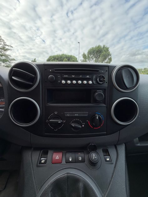 PEUGEOT PARTNER 1.6 BlueHDI 100 - CLIM - Attelage 