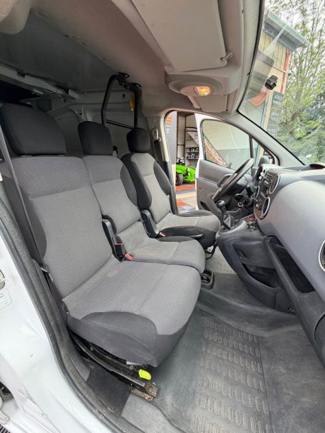 PEUGEOT PARTNER 1.6 BlueHDI 100 - CLIM - Attelage 