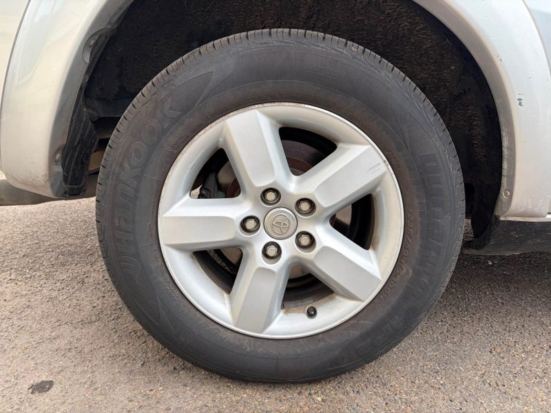 ✅TOYOTA RAV4 115 D-4D 4 TOIT OUVRANT RAV 4 D4D 4 ROUES MOTRICES 4x4✅ 
