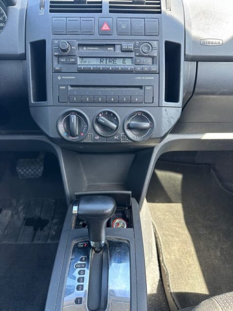 VOLKSWAGEN POLO 1,4L 75 CV BOÎTE AUTO / Paiement 4X ou 10X Possible