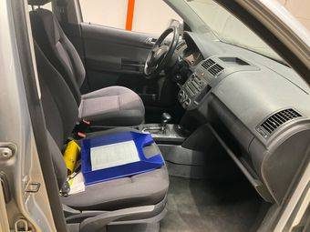VOLKSWAGEN POLO 1,4L 75 CV BOÎTE AUTO / Paiement 4X ou 10X Possible