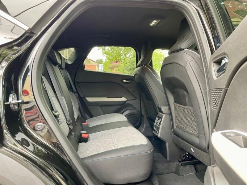 RENAULT CAPTUR  1.6 E-TECH PLUG-IN 160 INTENS 