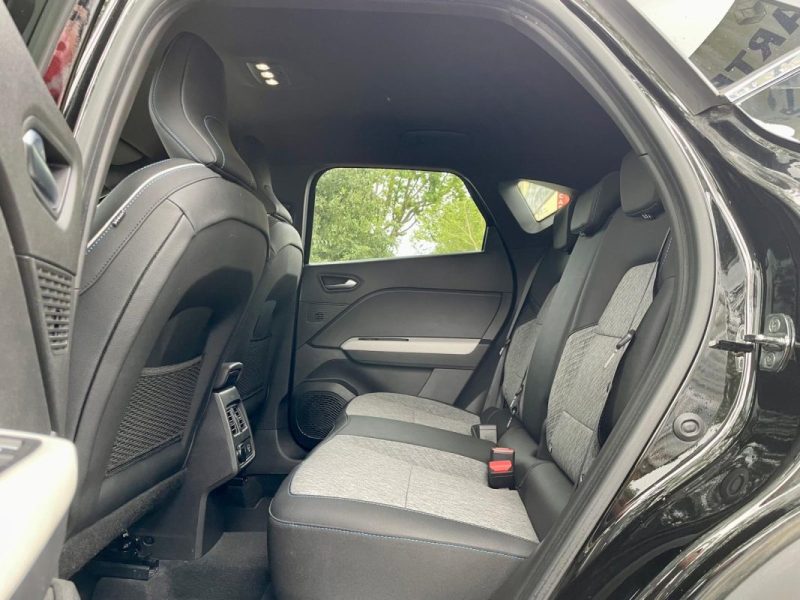 RENAULT CAPTUR  1.6 E-TECH PLUG-IN 160 INTENS 
