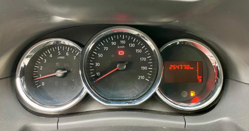 DACIA DUSTER 1.5 dCi 110 4X2 PRESTIGE **1ère MAIN** 