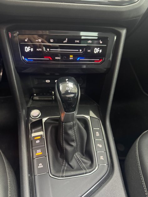 VOLKSWAGEN TIGUAN SUV 2.0 TDI 150cv DSG7 R-LINE EXCLUSIVE/1 ERE MAIN/EXPORT TUNISIE MAROC 26990E HT