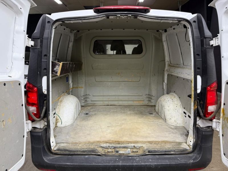 MERCEDES VITO FOURGON 111 CDI 1598CM3 114CV 6 PLACES LONG  2019