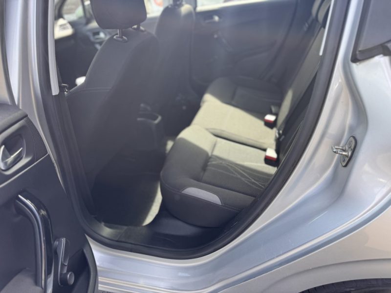 PEUGEOT 208 1.4 HDI 68 ACTIVE 