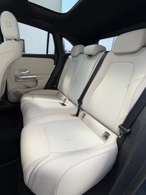 MERCEDES CLASSE GLA 250 E PROGRESSIVE LINE HYBRID 218 CV 8G- DCT TOIT OUVRANT 1 ERE MAIN ORIGINE FRANCE GARANTIE 6 MOIS  2022