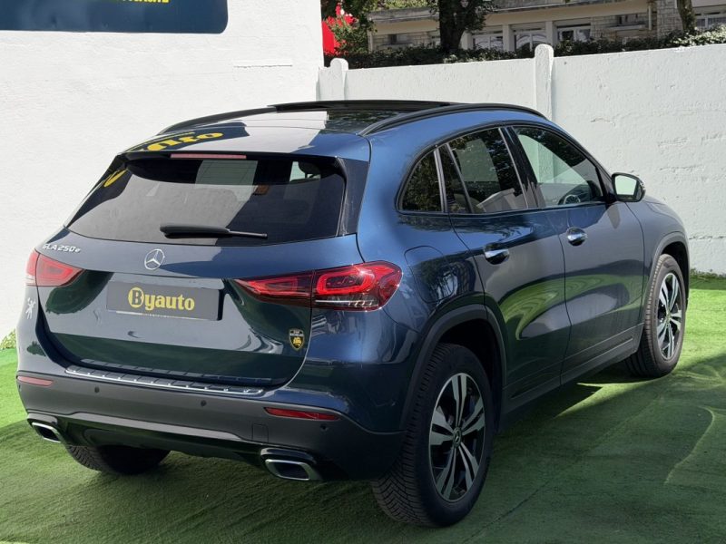 MERCEDES CLASSE GLA 250 E PROGRESSIVE LINE HYBRID 218 CV 8G- DCT TOIT OUVRANT 1 ERE MAIN ORIGINE FRANCE GARANTIE 6 MOIS  2022