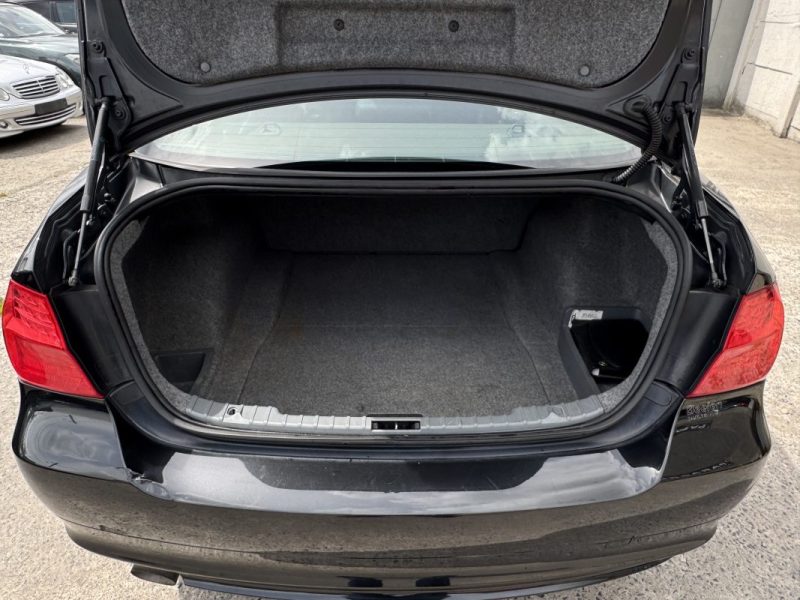 BMW 318 D 2.0D PACK LUXE FULL OPTIONS CLIM/CUIR 1er MAIN