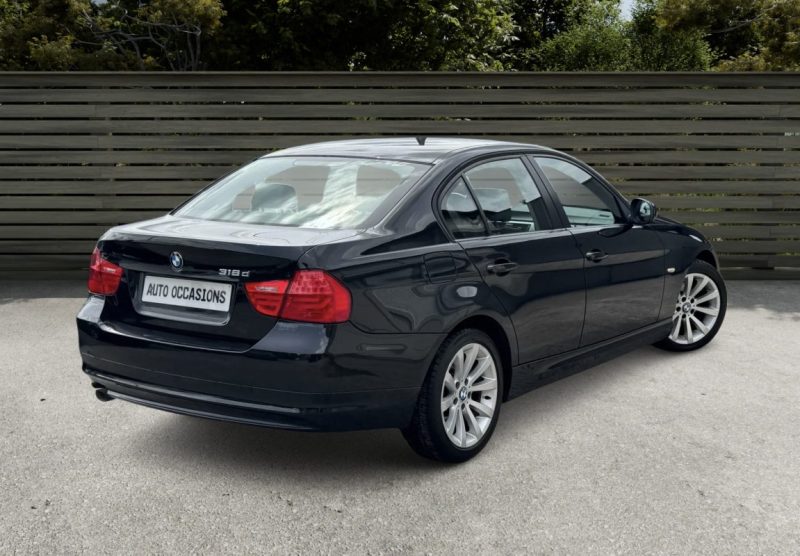 BMW 318 D 2.0D PACK LUXE FULL OPTIONS CLIM/CUIR 1er MAIN