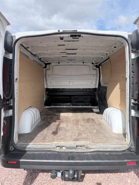 Renault Trafic L1H1 1.6 dCi 120 Grand Confort (Caméra | CarPlay | Attelage)