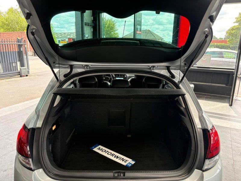 🔹 Citroën C4 1.6 Bluehdi 120 Ch SHINE🛋️ Intérieur semi-cuir📱 Bluetooth🛡️ Garantie 6 mois