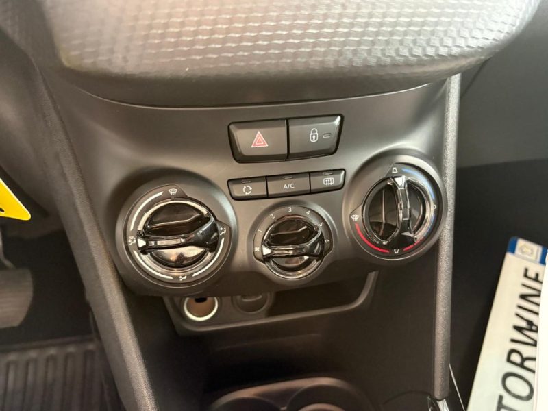 🔹 Peugeot 2008 1.2 110Ch Active📱 Apple CarPlay✅ Kit distribution 🛡️ Garantie 12 mois
