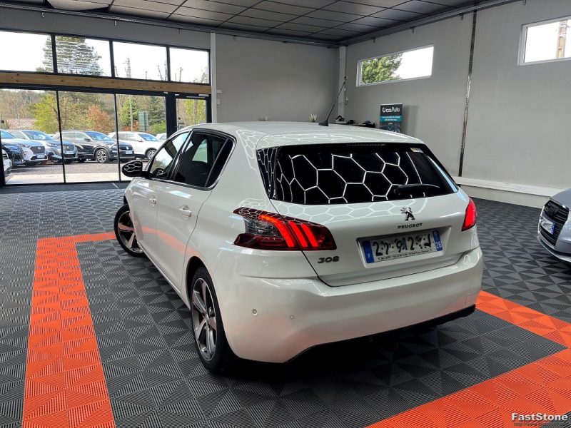 PEUGEOT 308 II 1.5 BLUEHDI 130CV S&S STYLE EAT8 - GARANTIE 12 OU 60 MOIS