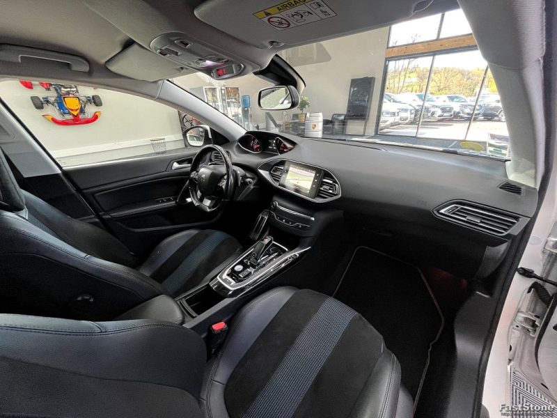PEUGEOT 308 II 1.5 BLUEHDI 130CV S&S STYLE EAT8 - GARANTIE 12 OU 60 MOIS