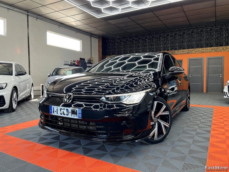 VOLKSWAGEN GOLF VIII 1.5 ETSI 150CH DSG7 R-LINE CAMERA / LUMIERE D\'AMBIANCE - GARANTIE 12 OU 60 MOIS 2022