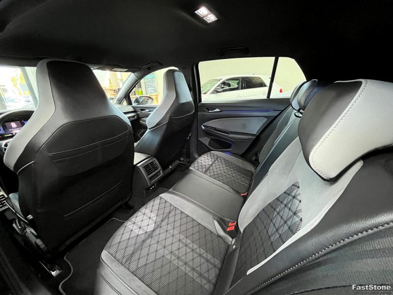VOLKSWAGEN GOLF VIII 1.5 ETSI 150CH DSG7 R-LINE CAMERA / LUMIERE D\'AMBIANCE - GARANTIE 12 OU 60 MOIS 2022