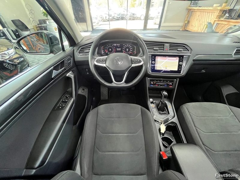 VOLKSWAGEN TIGUAN ELEGANCE  1.5 TSI ACT ELEGANCE 150CV CAMERA / TOIT OUVRANT - GARANTIE 12 OU 60 MOI