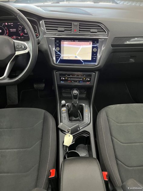 VOLKSWAGEN TIGUAN ELEGANCE  1.5 TSI ACT ELEGANCE 150CV CAMERA / TOIT OUVRANT - GARANTIE 12 OU 60 MOI