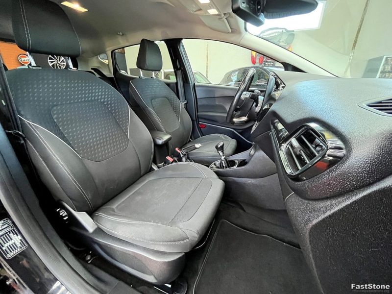 FORD FIESTA VII 1.5 TDCI 120V TITANIUM 1ER MAIN  APPLE CARPLAY /  GARANITE 12 OU 60 MOIS 