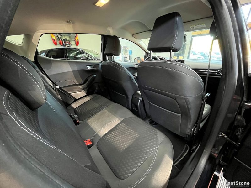 FORD FIESTA VII 1.5 TDCI 120V TITANIUM 1ER MAIN  APPLE CARPLAY /  GARANITE 12 OU 60 MOIS 