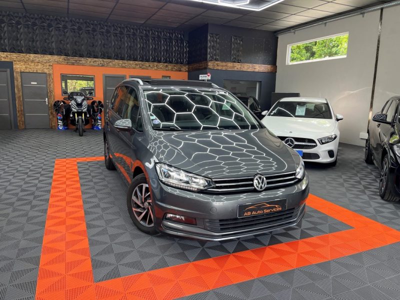VOLKSWAGEN TOURAN 1.4 TSI 150CV SOUND 7P / TOIT OUVRANT / CARPLAY - GARATNIE 12 OU 60 MOIS
