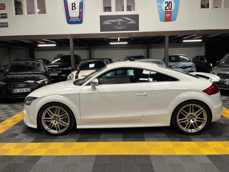 MAGNIFIQUE AUDI TT RS COUPE 2.5 TFSI QUATTRO 340 CH (SUIVI D’ENTRETIEN, SIÈGES SEMI BAQUETS)⭐ ⭐️⭐️⭐️