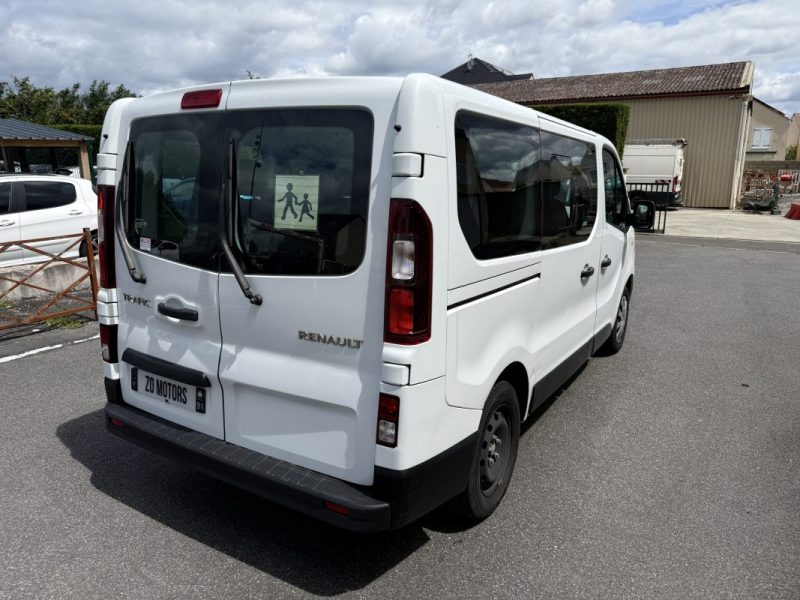 RENAULT TRAFIC COMBI L1 1.6 DCI 120 LIFE 2015