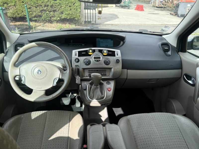 RENAULT SCENIC CONFORT AUTHENTIQUE 2.0 16V BVA 