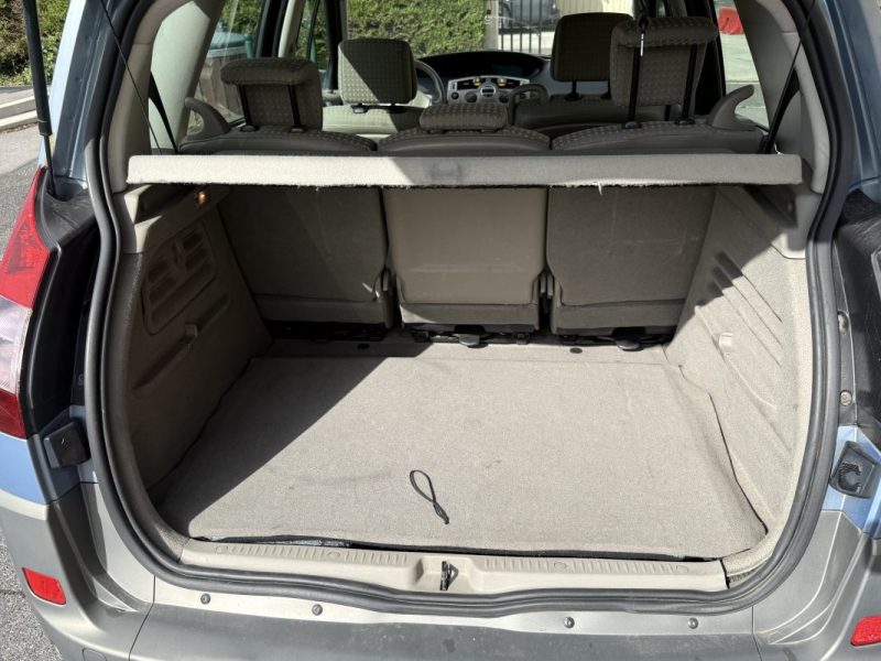 RENAULT SCENIC CONFORT AUTHENTIQUE 2.0 16V BVA 