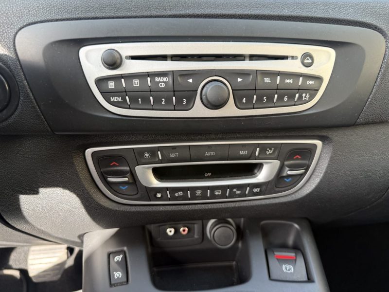 RENAULT SCENICIII 1.4 TCE 130 ALYUM