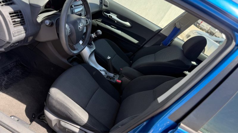 TOYOTA AURIS 1.4 90 D4D ACTIVE 2010