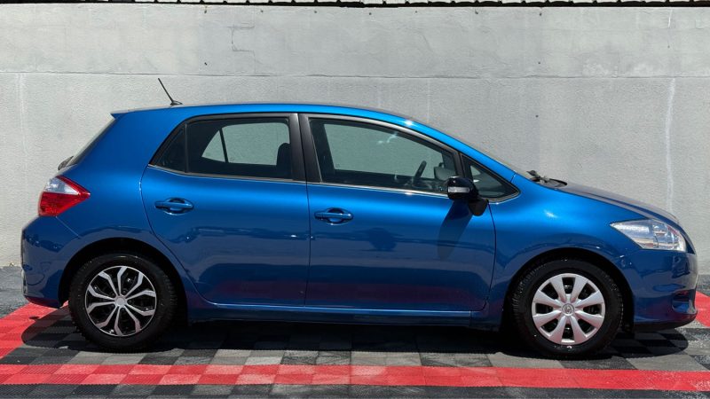 TOYOTA AURIS 1.4 90 D4D ACTIVE 2010