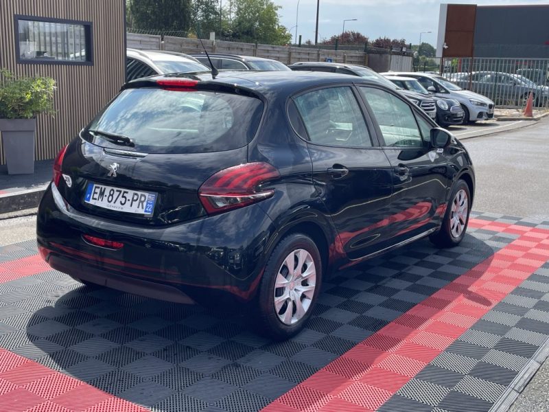 PEUGEOT 208  1.2 L 68CV    GARANTIE 3/12 MOIS 2017