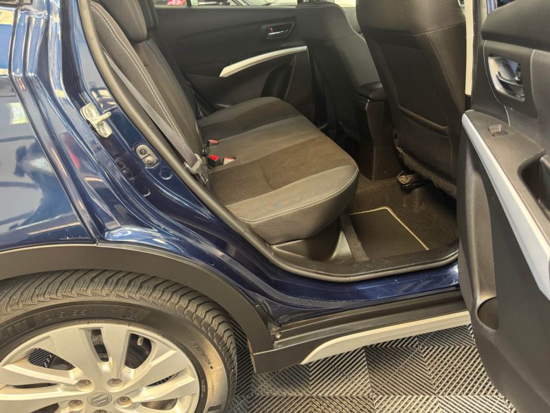 SUZUKI S-CROSS PHASE 2 4X4 1.0 BOOSTERJET ALLGRIP 111ch PRIVILEGE GARANTIE 24 MOIS 1ERE MAIN 🇨🇵