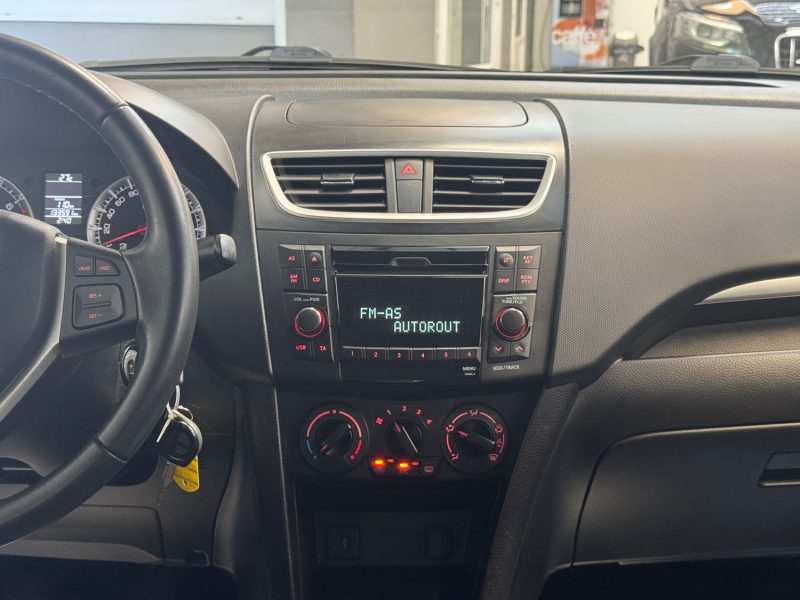SUZUKI SWIFT 1.2 VVT 94ch PRIVILEGE 4X4 GARANTIE 24 MOIS 1ERE MAIN 🇨🇵