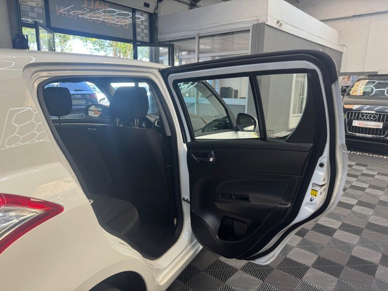 SUZUKI SWIFT 1.2 VVT 94ch PRIVILEGE 4X4 GARANTIE 24 MOIS 1ERE MAIN 🇨🇵