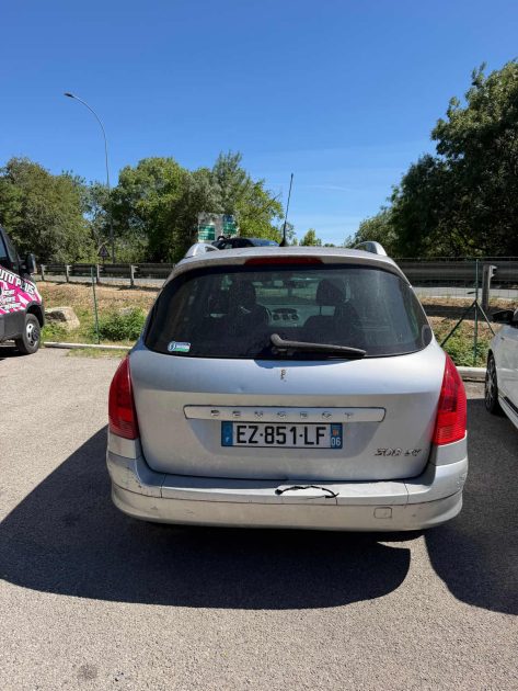 Peugeot 308 SW 1.6 Essence 7 Places – Roule parfaitement – Vendue dans l’état