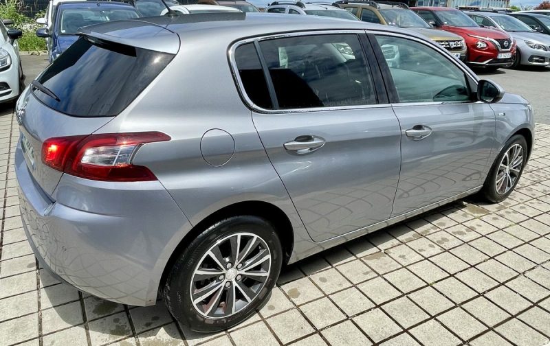 PEUGEOT 308  1.6 BLUE HDI 100CH S&S BVM5 STYLE 2015