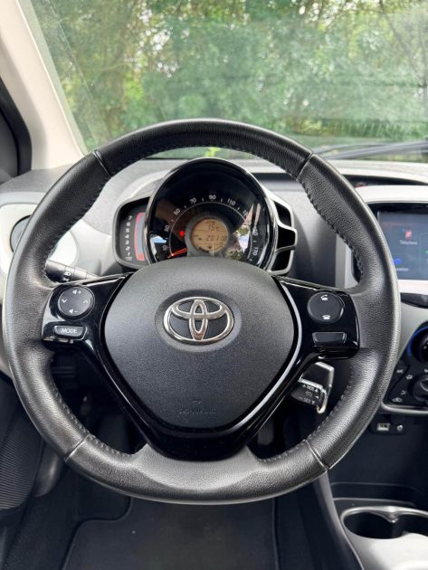 TOYOTA AYGO II 1.0 VVT-I 72CH XPLAY MY20 5 PORTES 2020