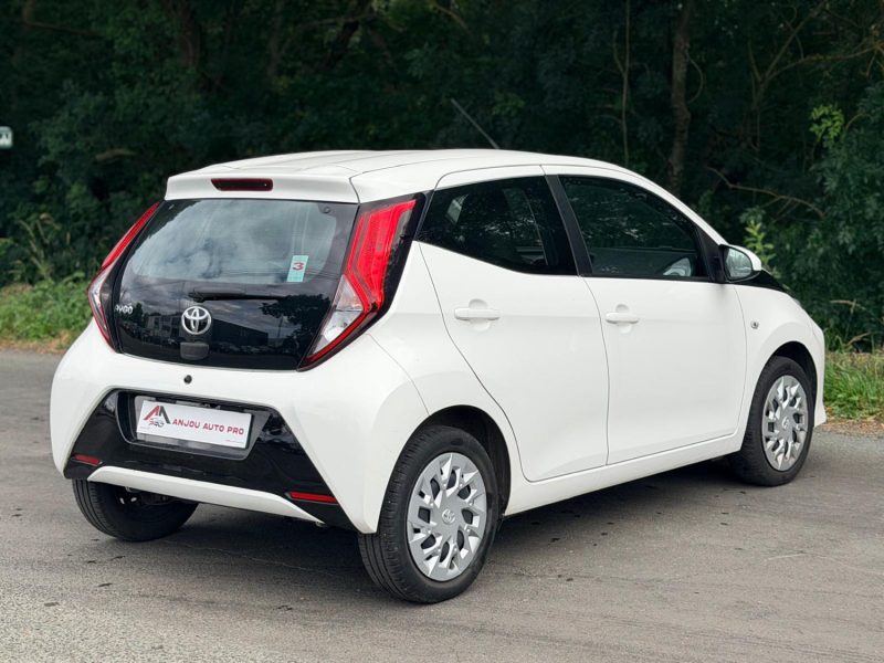 TOYOTA AYGO II 1.0 VVT-I 72CH XPLAY MY20 5 PORTES 2020