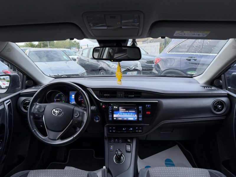 TOYOTA AURIS 1.8 HYBRID 136h BLACK EDITION