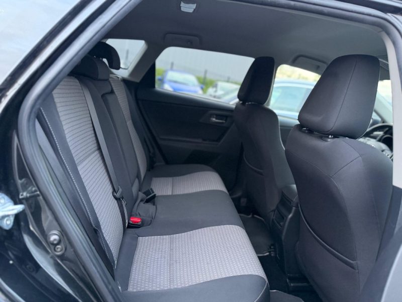 TOYOTA AURIS 1.8 HYBRID 136h BLACK EDITION