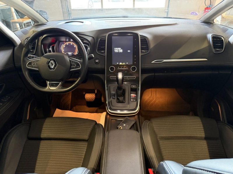 RENAULT  SCENIC  1.3 TCE 140 EDC BOSE EDITION / TOIT PANO / AFFICHAGE TETE HAUTE 